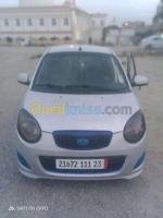 annaba-treat-algerie-mini-citadine-kia-picanto-funny-2011