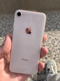 Apple iPhone 8