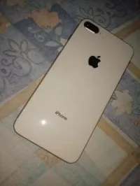 Apple iPhone 8 Plus