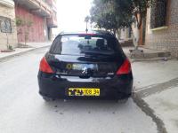 bordj-bou-arreridj-algerie-moyenne-berline-peugeot-308-2008