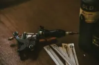 Formation en tatouage et piercings  