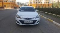 moyenne-berline-opel-astra-2014-cosmo-souidania-alger-algerie