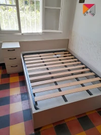 Chambre a coucher aménagée sur mesure      ****     Bien être utile      ****