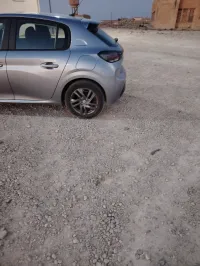 Peugeot 208 2022 Active