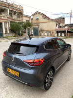 automobiles-renault-clio-5-2021-10-tce-bejaia-algerie