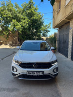 voitures-volkswagen-t-roc-2022-style-plus-bab-ezzouar-alger-algerie