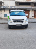 commerciale-hyundai-h1-2013-vitre-9-places-jijel-algerie