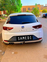 moyenne-berline-seat-leon-2014-fr-saida-algerie