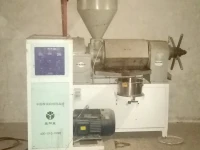 Machine  presse huile