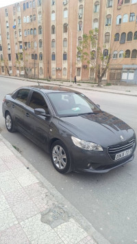 voitures-peugeot-301-2013-setif-algerie