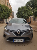 voitures-renault-clio-5-2023-techno-es-senia-oran-algerie