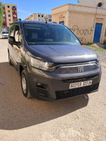 utilitaire-fiat-doblo-2023-oum-el-bouaghi-algerie