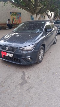 سيارات-seat-ibiza-2022-style-الشلف-الجزائر