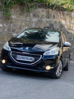 citadine-peugeot-208-2014-active-bejaia-algerie