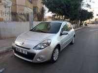 voitures-renault-clio-3-2010-mostaganem-algerie