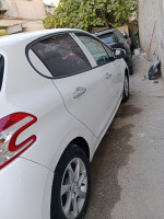 voitures-peugeot-208-2014-silver-line-ain-taya-alger-algerie