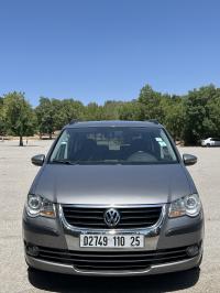 سيارات-volkswagen-touran-2010-قسنطينة-الجزائر