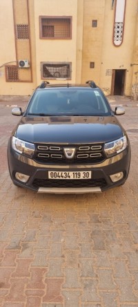 سيارة-صغيرة-dacia-sandero-2019-ورقلة-الجزائر