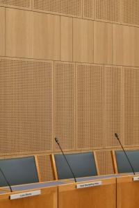 بناء-و-أشغال-panneau-acoustique-salle-conference-بومرداس-الجزائر