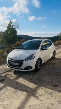 سيارات-peugeot-208-2019-allure-facelift-تاملوكة-قالمة-الجزائر