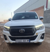 voitures-toyota-hilux-2020-el-oued-algerie