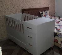 سرير أطفال 