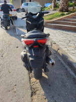 motos-et-scooters-yamaha-x-max-400-2014-annaba-algerie