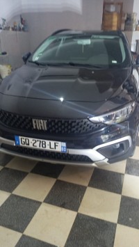 سيارات-fiat-tipo-sedan-2023-life-القل-سكيكدة-الجزائر