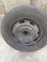 إطارات-وعجلات-roues-de-voiture-a-vendre-بني-مراد-البليدة-الجزائر