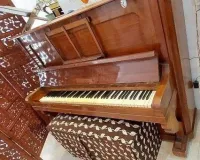piano droit Rönisch 