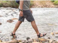 SANDALS POUR HOMME MARQUE DÉCATHLON