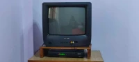 Tv Enie avec table