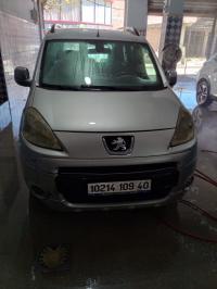 سيارات-peugeot-partner-2009-tepee-خنشلة-الجزائر