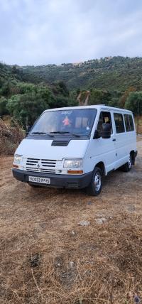 عربة-نقل-renault-trafic-1999-تيزي-وزو-الجزائر
