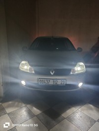 سيارات-renault-symbol-2012-تغنيف-معسكر-الجزائر