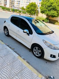سيارات-peugeot-207-2012-allure-عين-مليلة-أم-البواقي-الجزائر
