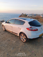 voitures-renault-megane-3-2010-jijel-algerie