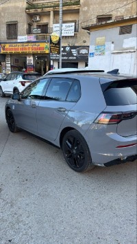 سيارات-volkswagen-golf-8-2025-r-line-بئر-الجير-وهران-الجزائر