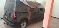 voitures-fiat-doblo-2023-italy-hammam-dhalaa-msila-algerie