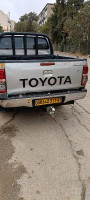 voitures-toyota-44-2011-huliex-metlilli-ghardaia-algerie