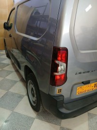 سيارات-fiat-doblo-2025-عين-لحجر-سطيف-الجزائر