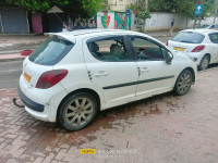 voitures-peugeot-207-2007-bordj-el-kiffan-alger-algerie