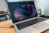 HP EliteBook 835 G10 Notebook - Ryzen 5 7540u/Radeon 740M 16gb RAM LPDDR5