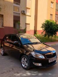سيارات-skoda-fabia-2014-fresh-الجزائر-وسط
