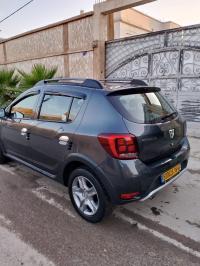 سيارات-dacia-sandero-2018-stepway-restylee-مداوروش-سوق-أهراس-الجزائر