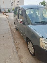 سيارات-peugeot-partner-2009-خنشلة-الجزائر