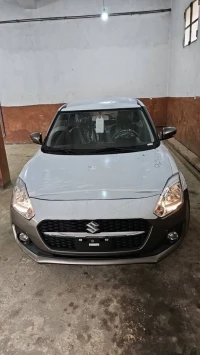 Suzuki Swift 2025 GLX