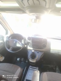 سيارات-peugeot-partner-2014-دار-البيضاء-الجزائر