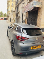 voitures-renault-clio-5-2023-oran-algerie