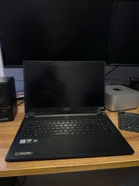 Laptop gaming gigabyte aero 17 I7 10H RTX 2080 8Gb DDR4 32Gb SSD 512Gb
